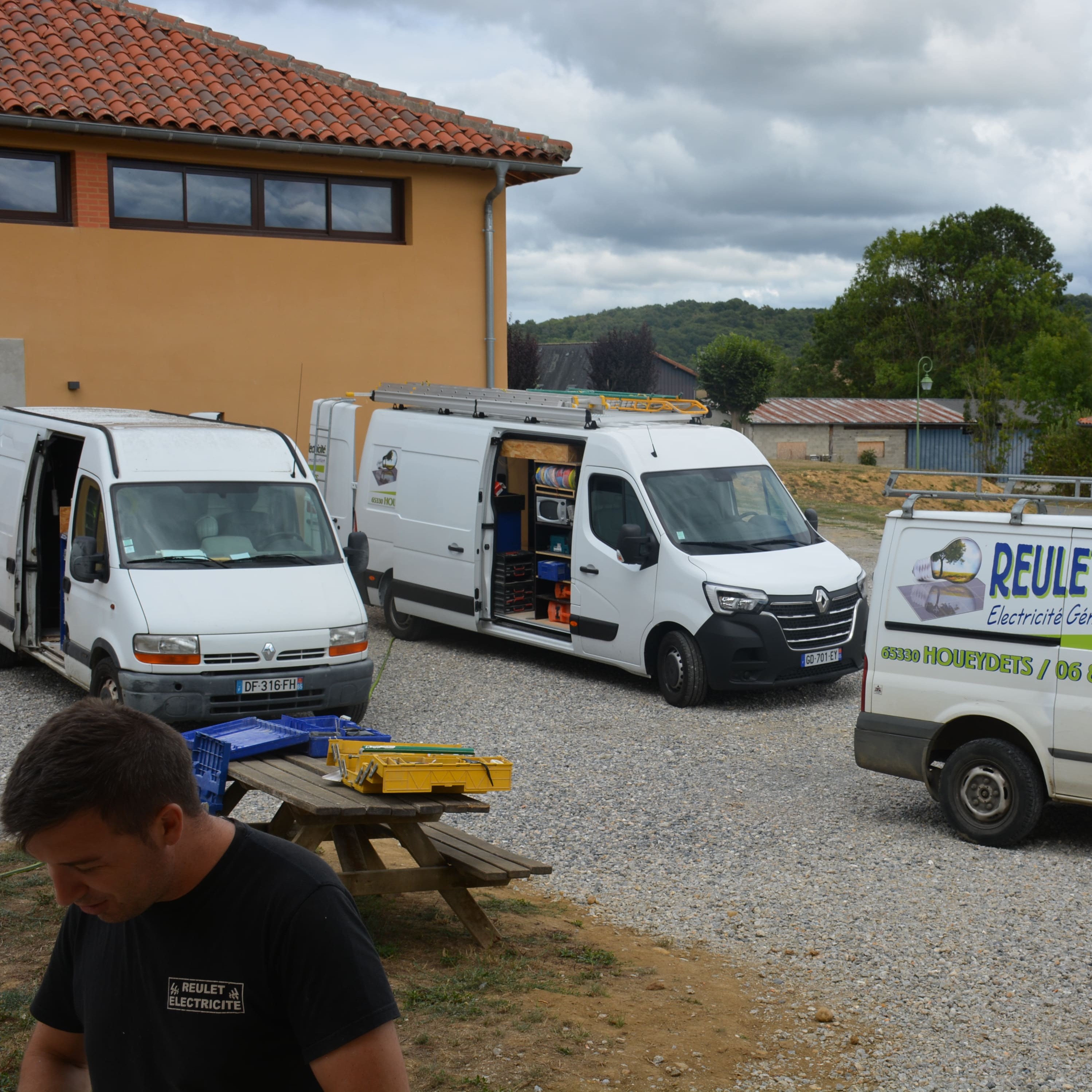 Aménagement de la salle multi-activités de BURG (65)